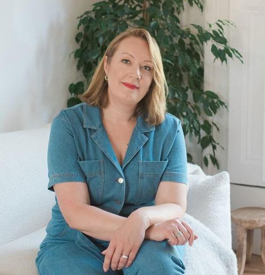 Portrait of Jo Boxer